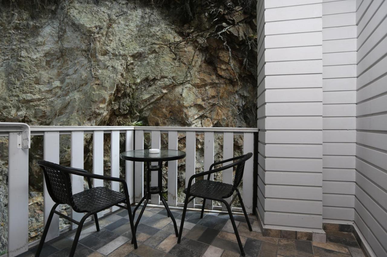 Borjomi Underwood Hotel Exterior photo